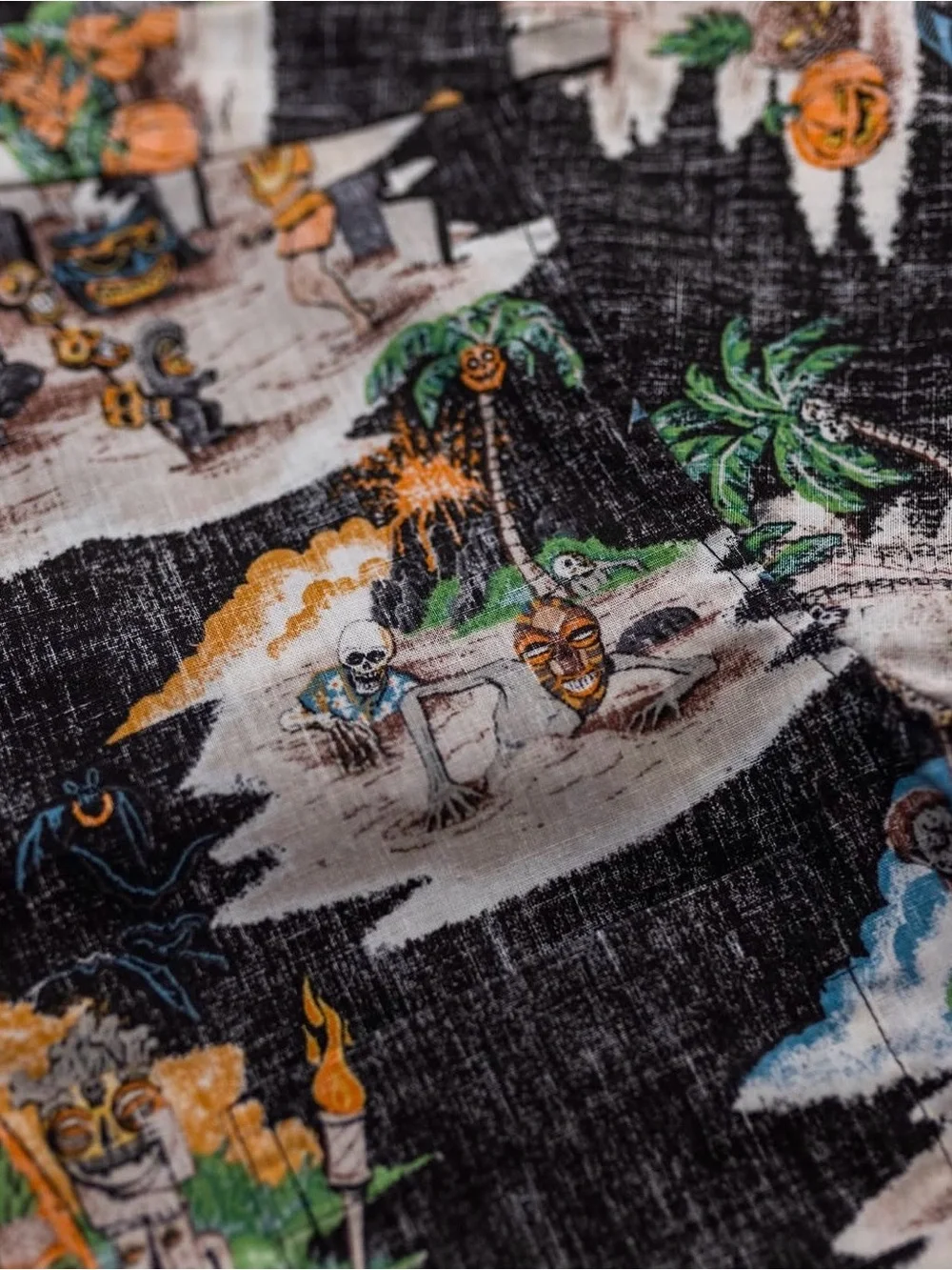 Reyn Spooner Halloween Print Button-Down Shirt XL